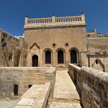 Maristan Tarihi Konak Μαρντίν Εξωτερικό φωτογραφία